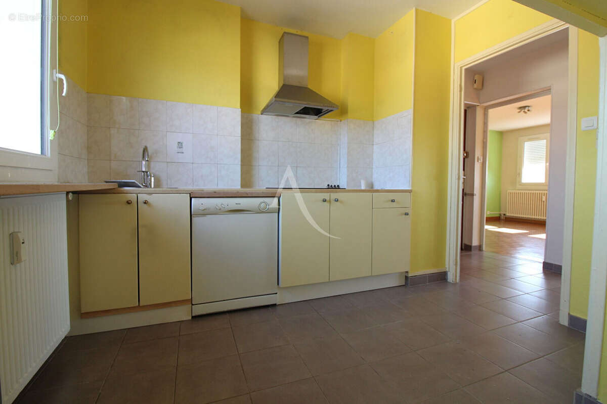 Appartement à CHATENOY-LE-ROYAL