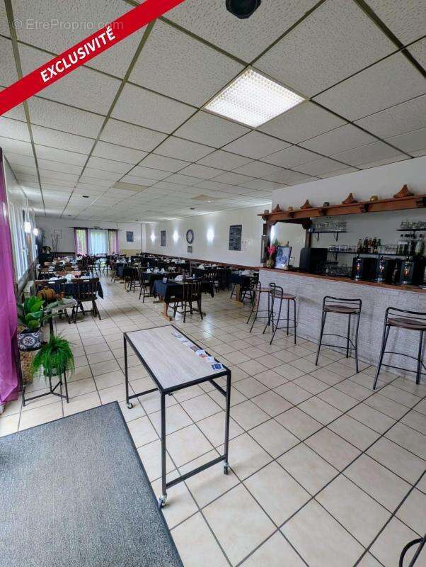 Commerce à ROSIERES-EN-SANTERRE