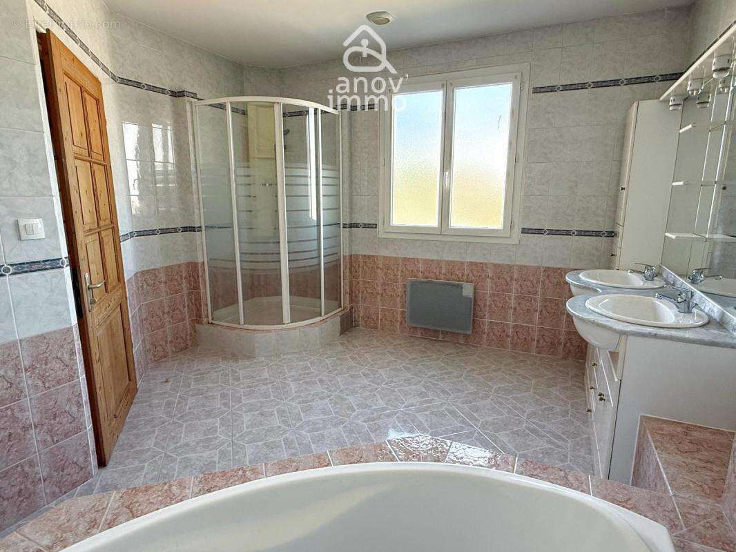 NOUVEAUTE : Maison 3 chambres de 81 m2 avec jardin   Environ - photo 8