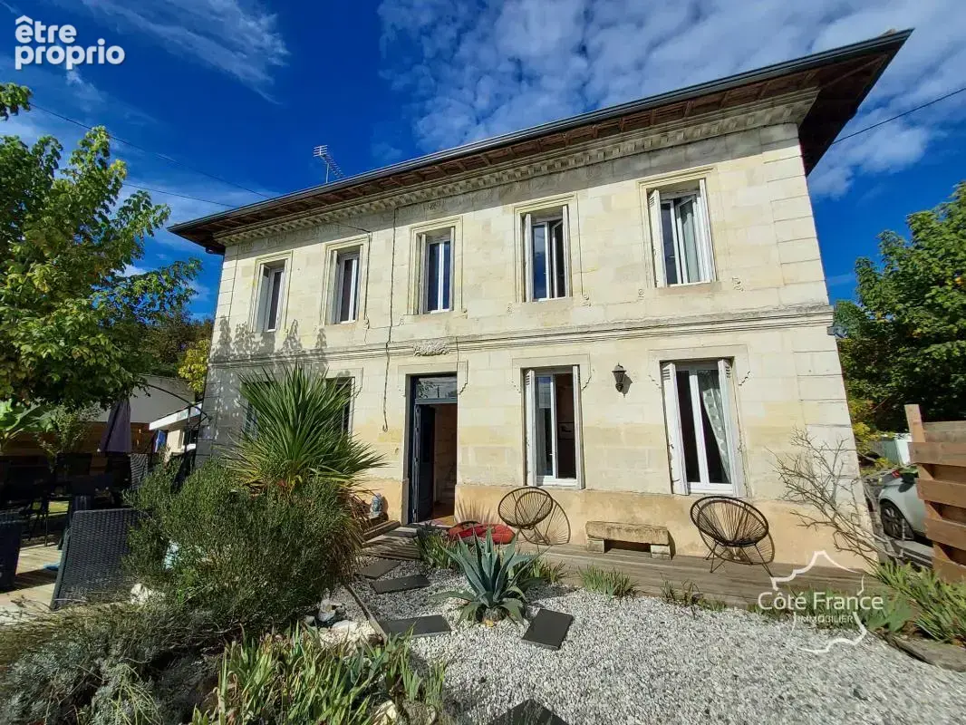 Maison de maître en pierre- 5 chambres - avec piscine et jar - photo 12