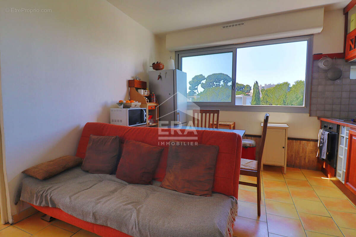 Appartement à MARSEILLE-10E