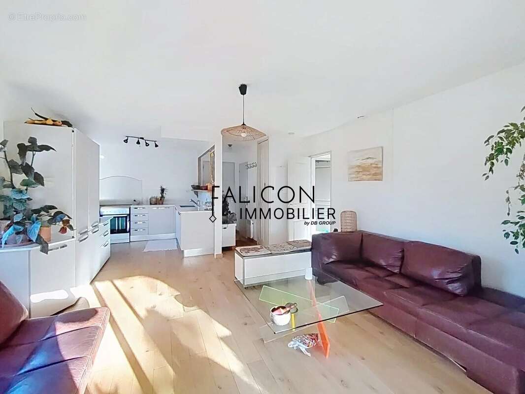 Maison à ESPARRON-DE-VERDON