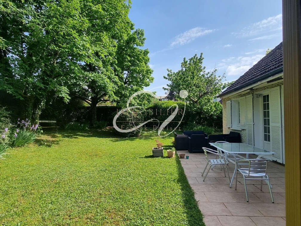 Maison à SAINT-GENIS-LAVAL