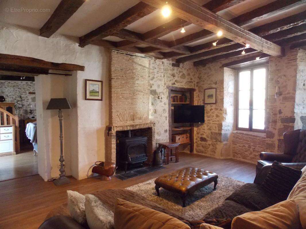 Maison à ROCHECHOUART