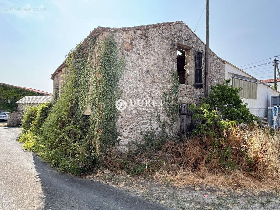 Maison 120 m² à Getigne  - photo 2
