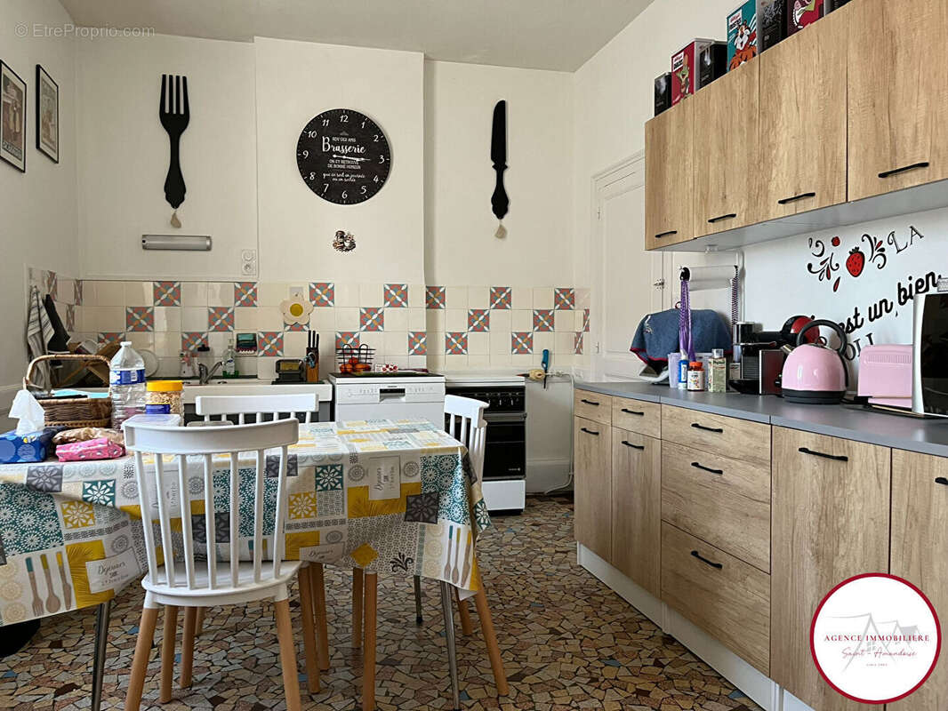 Maison à SAINT-AMAND-MONTROND