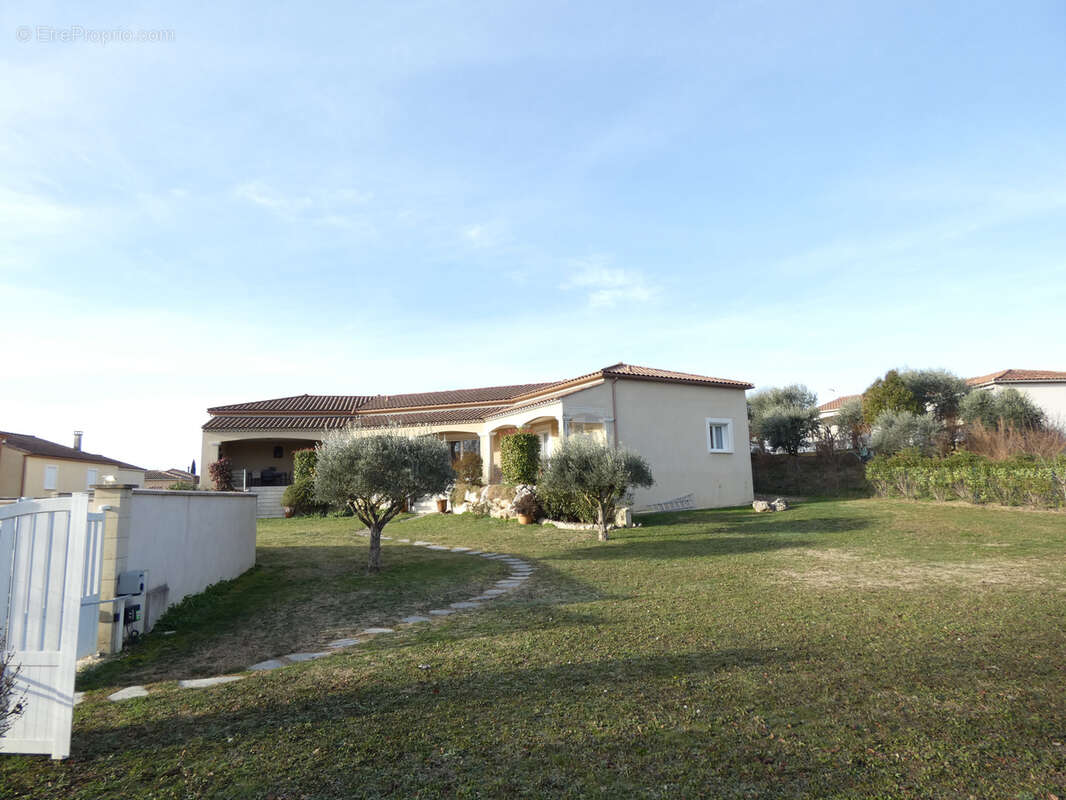 Maison à ROUSSON