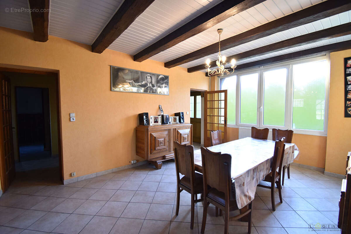 Maison à SAINT-LEONARD