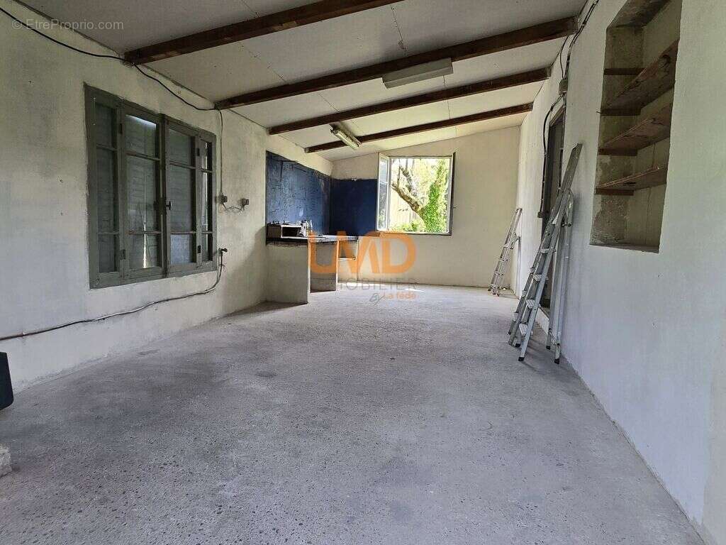 Maison à CABRIERES-D'AVIGNON