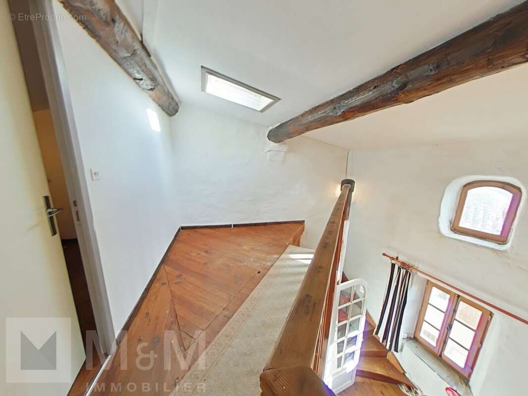 Maison à LUC-SUR-AUDE