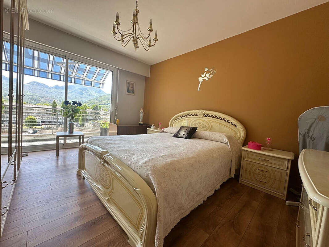 Appartement à LOURDES