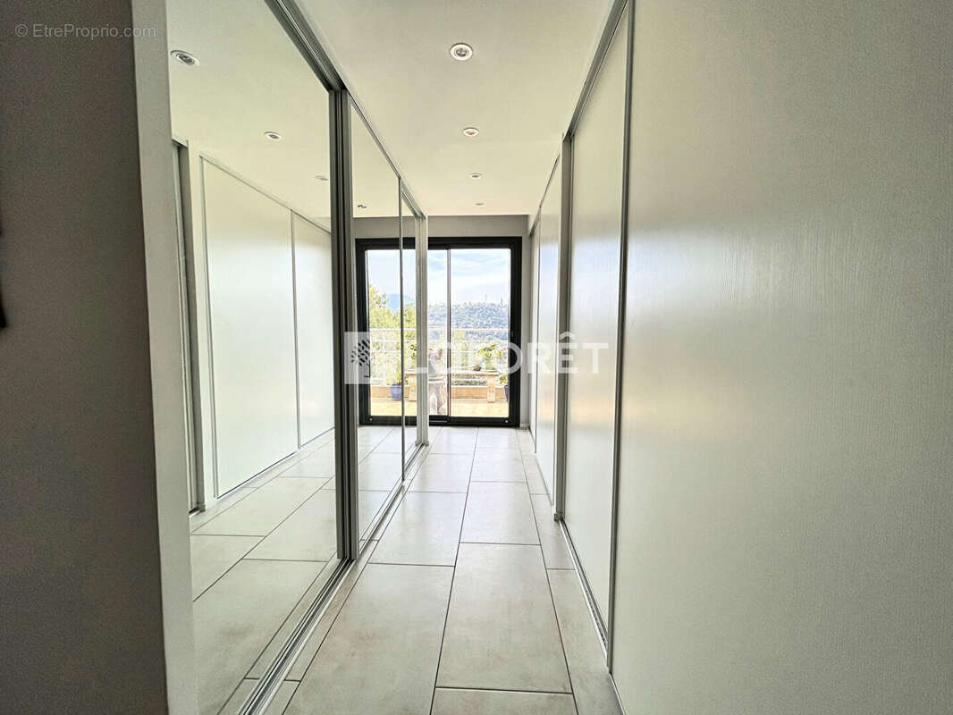 Appartement à CAGNES-SUR-MER