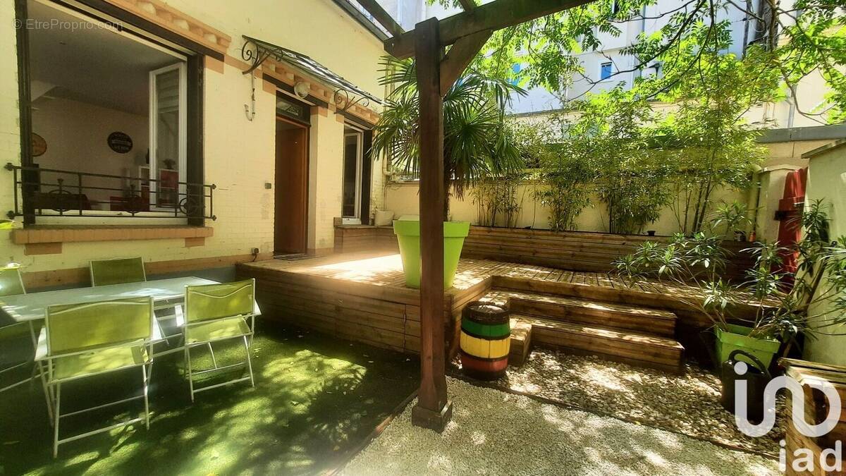 Photo 1 - Maison à SAINT-MAUR-DES-FOSSES