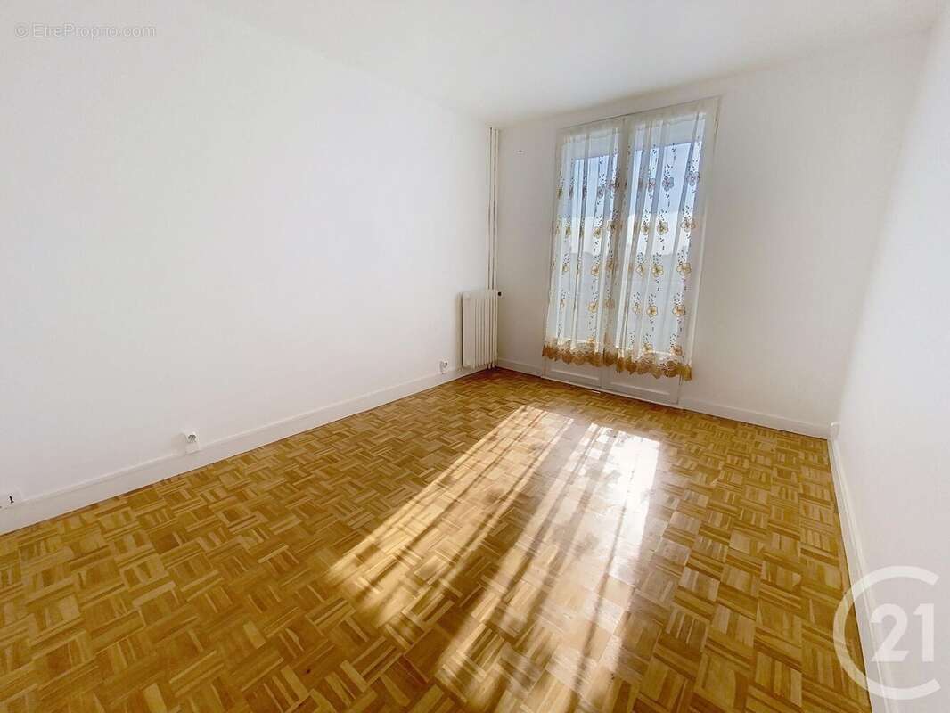 Appartement à MELUN