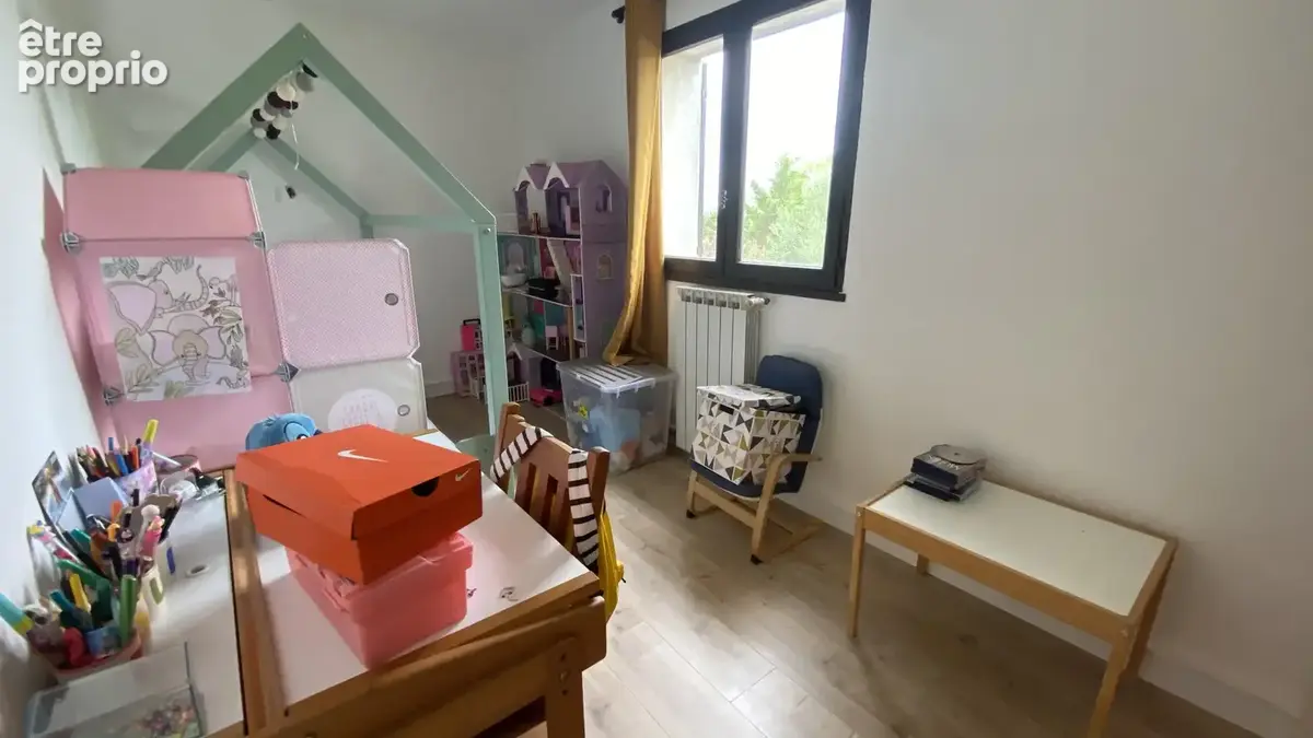 Maison familiale T6 de 150 m2 avec terrain et piscine - photo 16