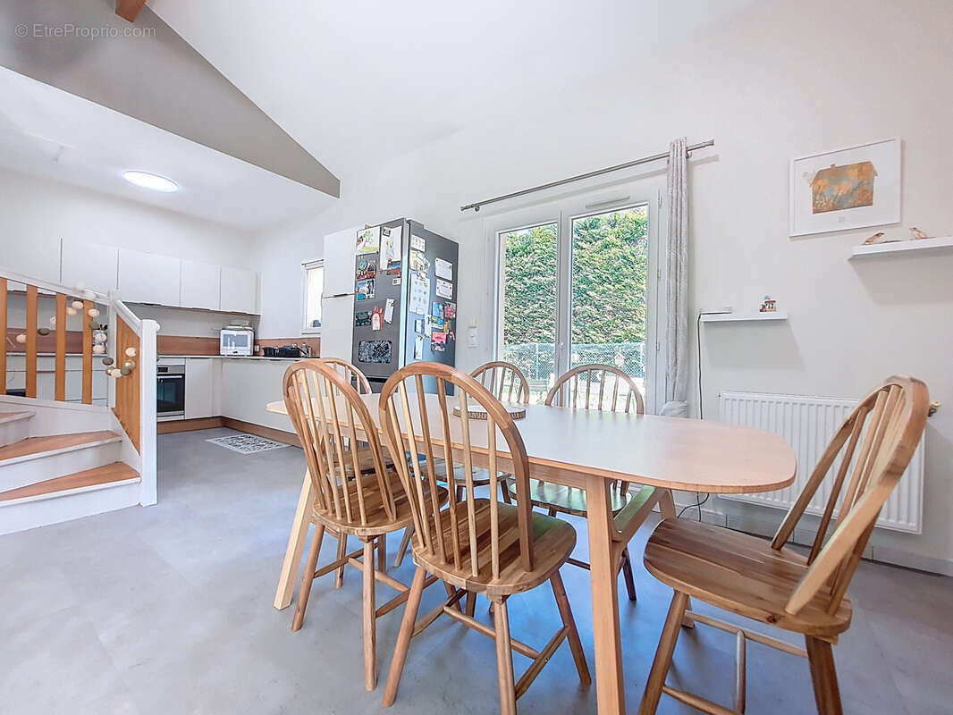 Maison à SAINT-SYMPHORIEN-D'OZON