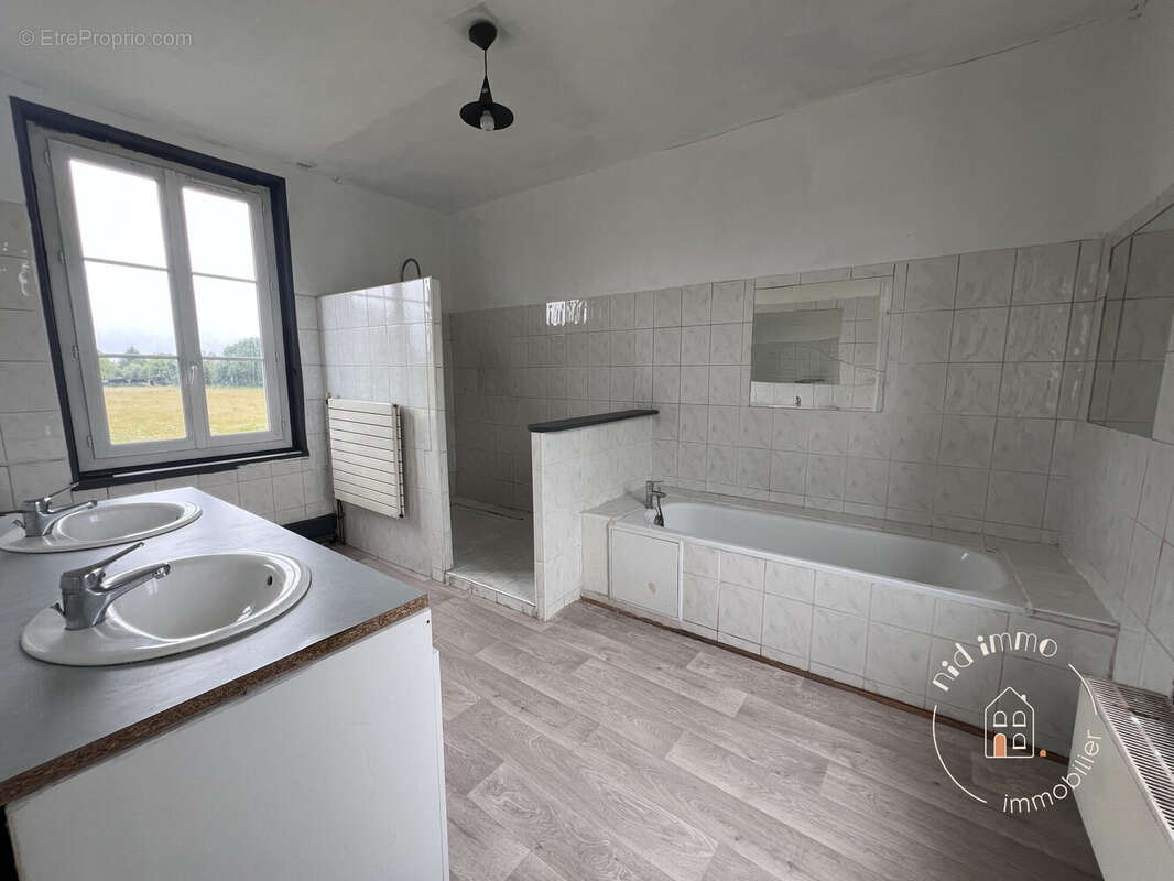 Maison 140 m² à Bonneville-La-Louvet  - photo 9