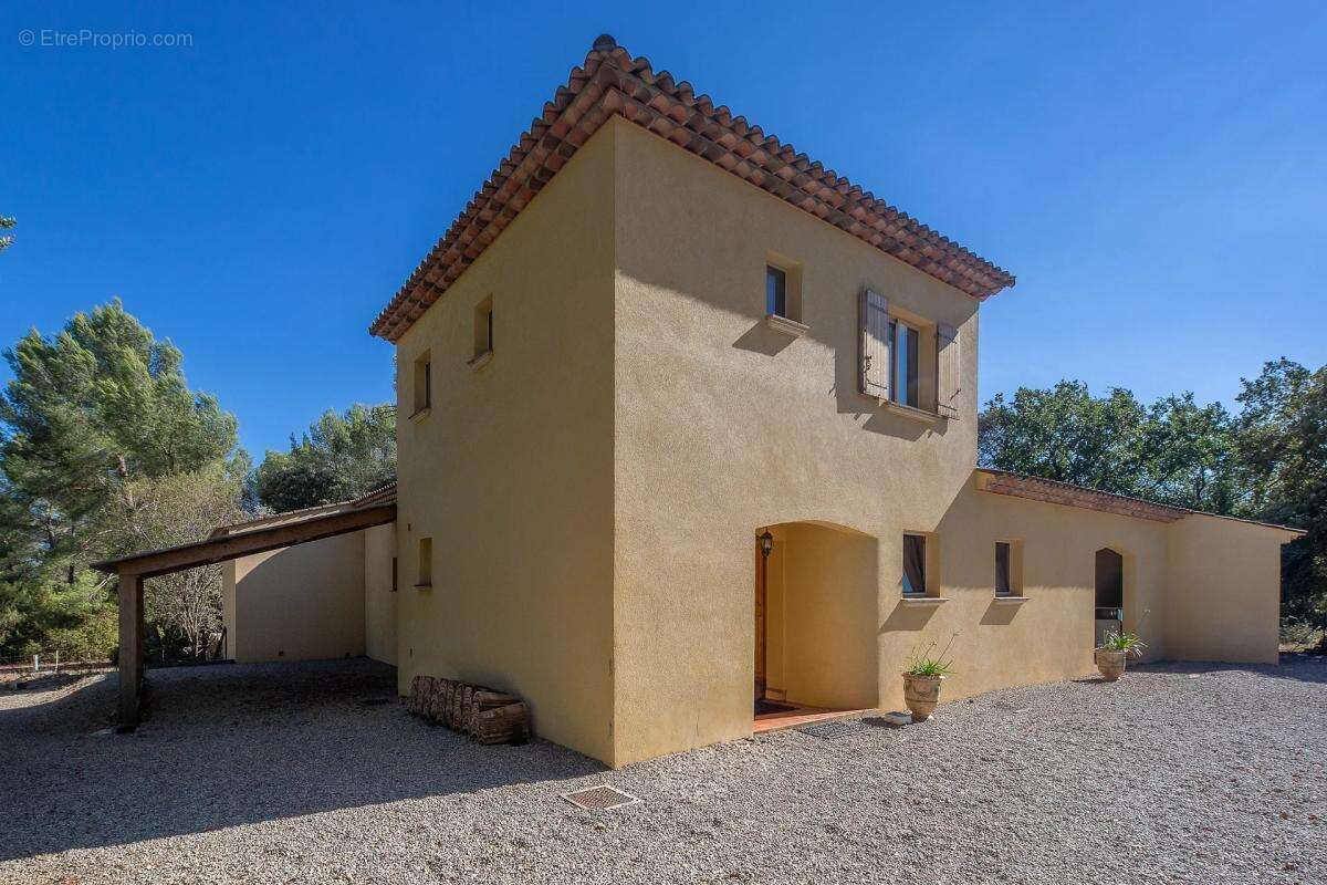 Maison à LA MOTTE