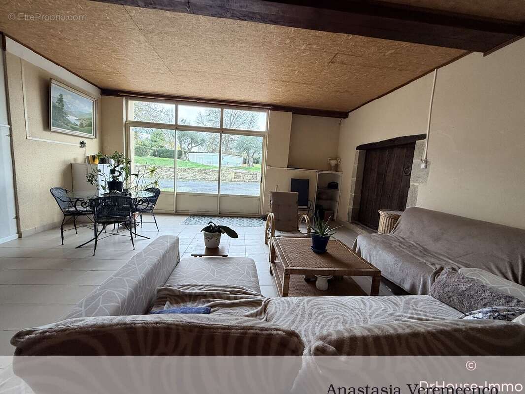 Maison 330 m² à Monsegur  - photo 19