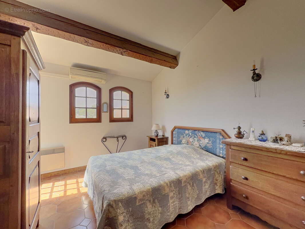 Maison à SIX-FOURS-LES-PLAGES