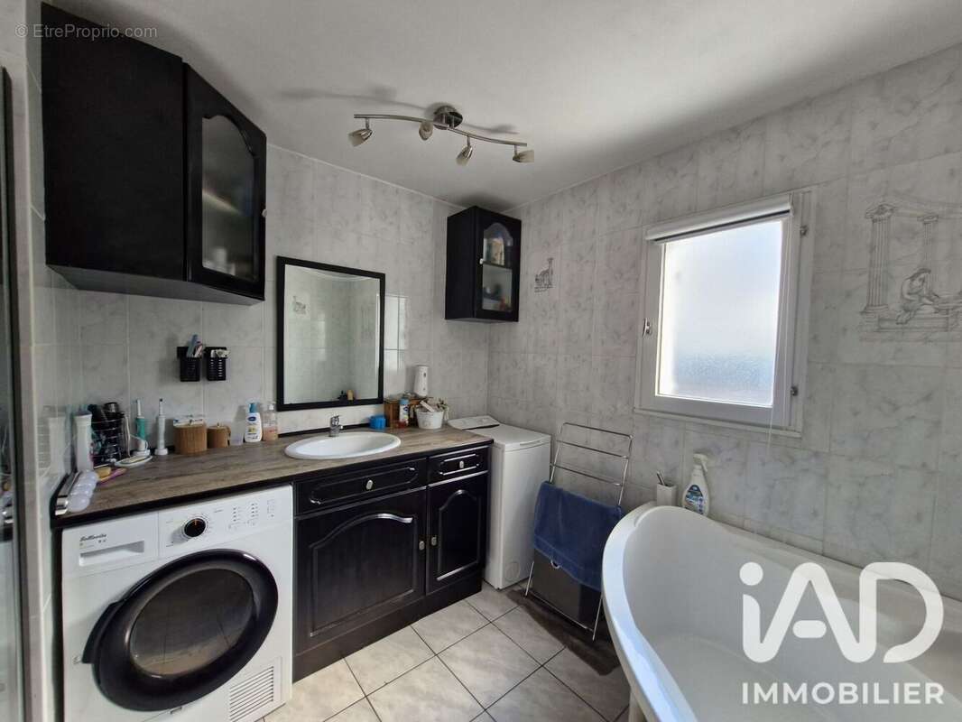 Maison 88 m² à Wattrelos  - photo 8