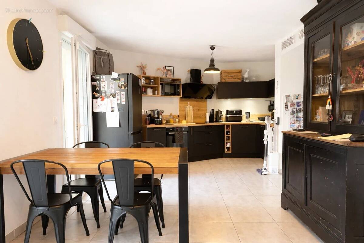 Appartement à MEYREUIL