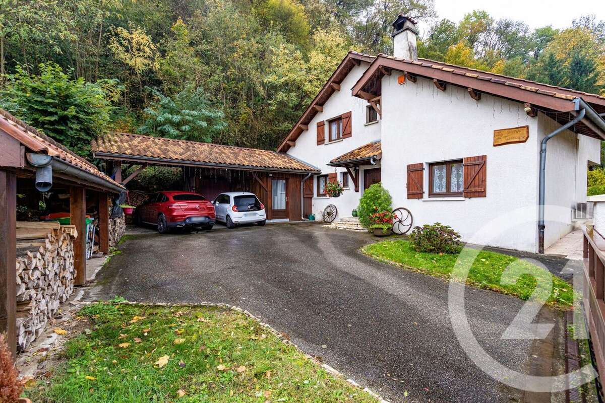 Maison à ECHIROLLES