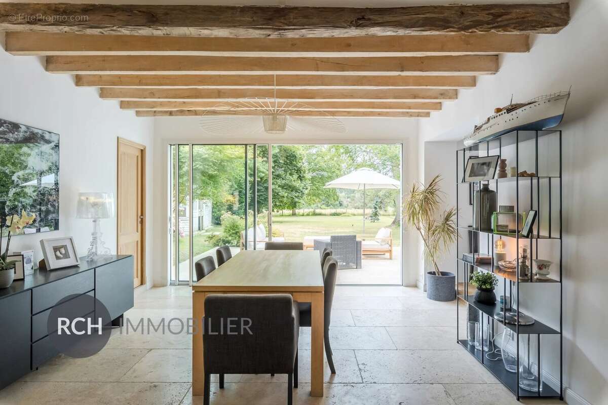 Maison à ORGERUS