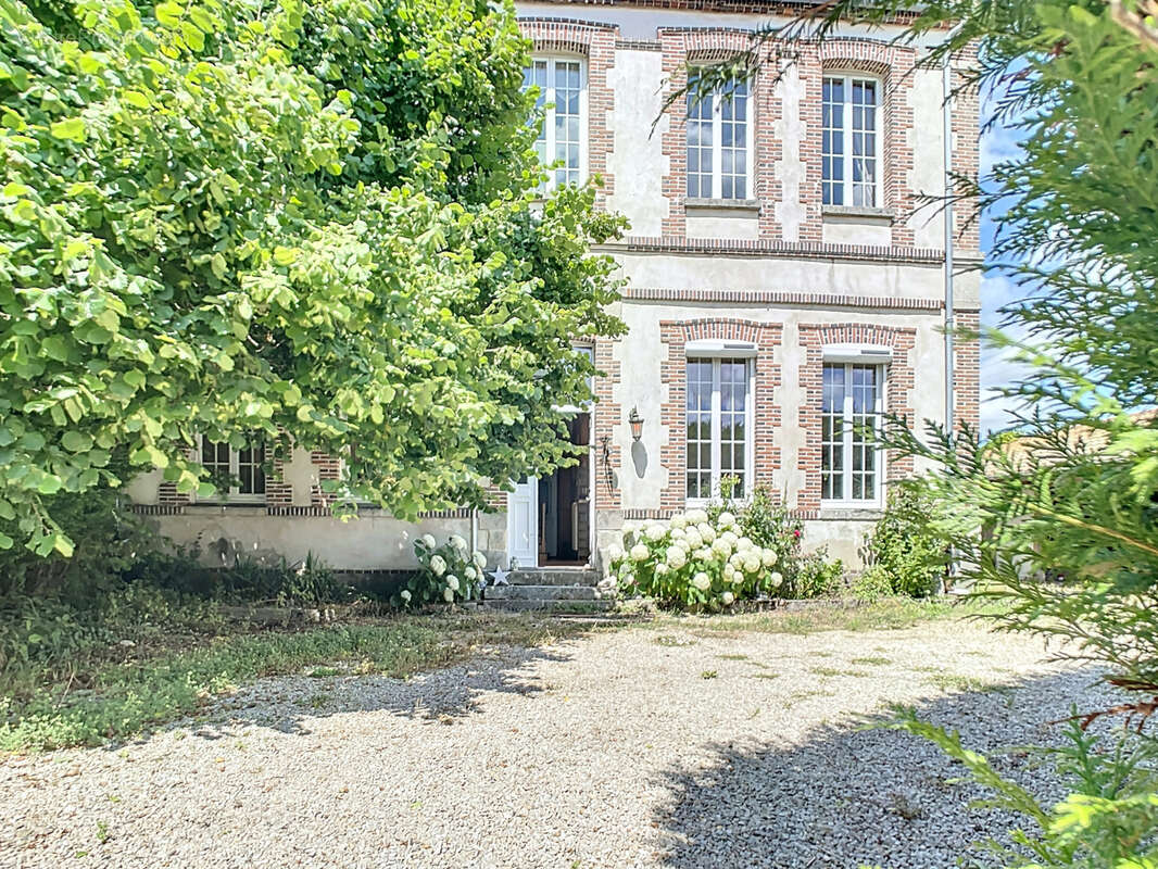 Maison à MONTMIRAIL