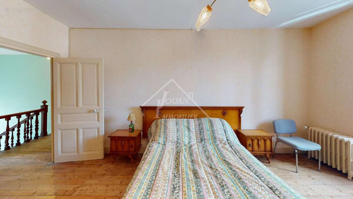 Maison de bourg à rénover - photo 7