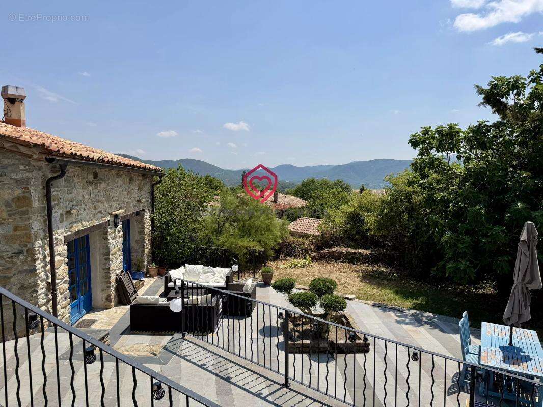 Superbe maison en pierre entièrement rénovée - photo 2
