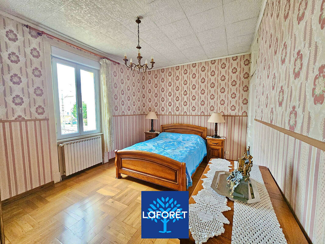 Maison à SAINT-PRIEST