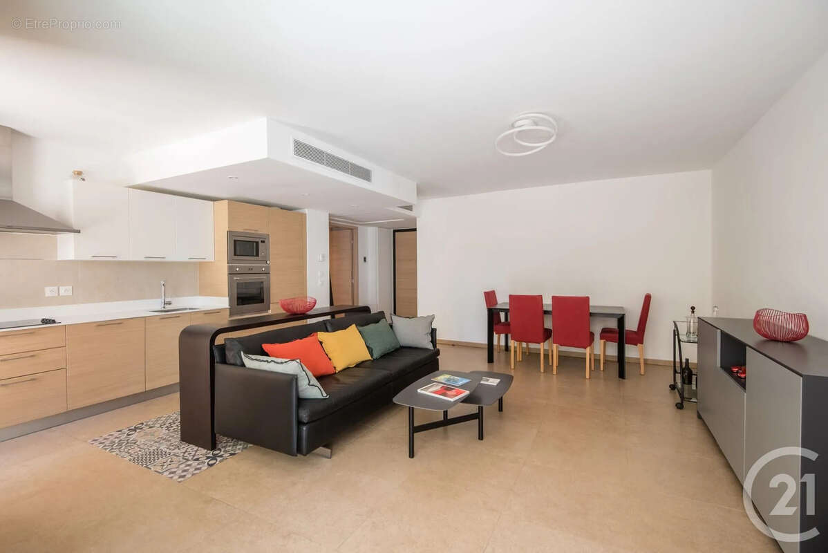 Appartement à BEAULIEU-SUR-MER