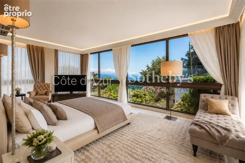 Villa contemporaine avec six suites, appartement indépendant et vue mer panoramique à Super Cannes - photo 5