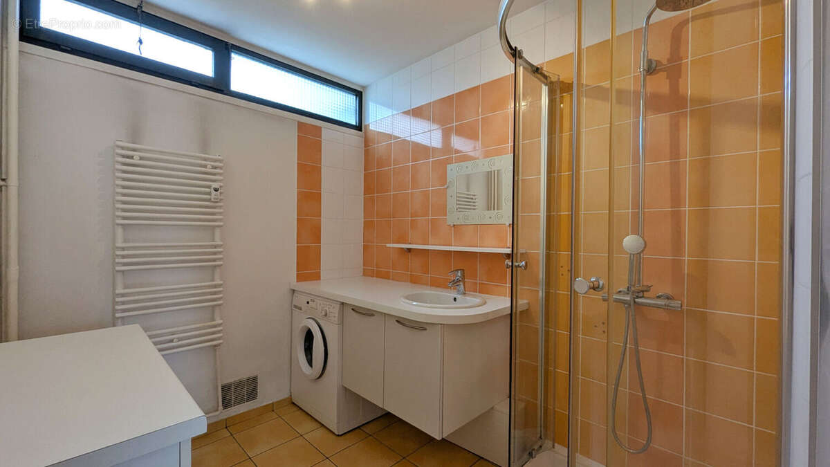 Appartement à MEYTHET