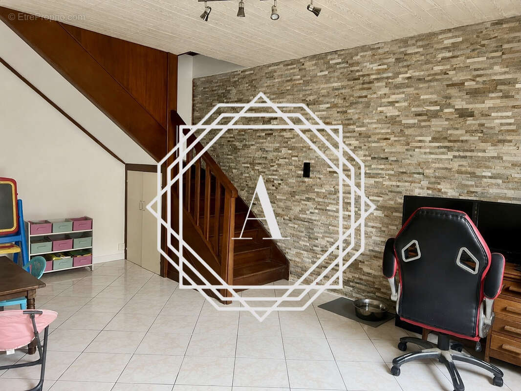 Maison à ANGY