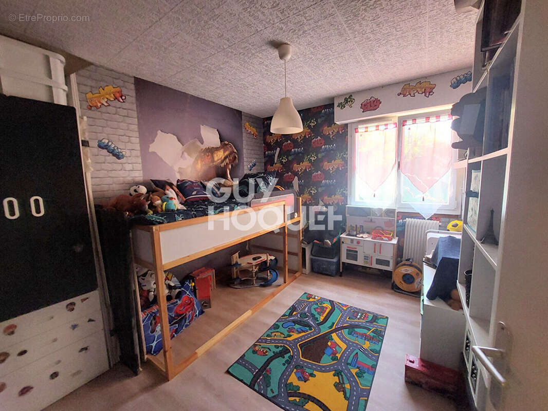 Appartement à ROSNY-SOUS-BOIS