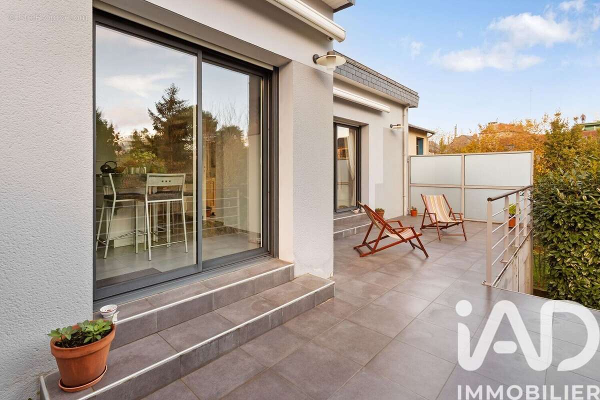 Maison 160 m² à Nantes  - photo 2