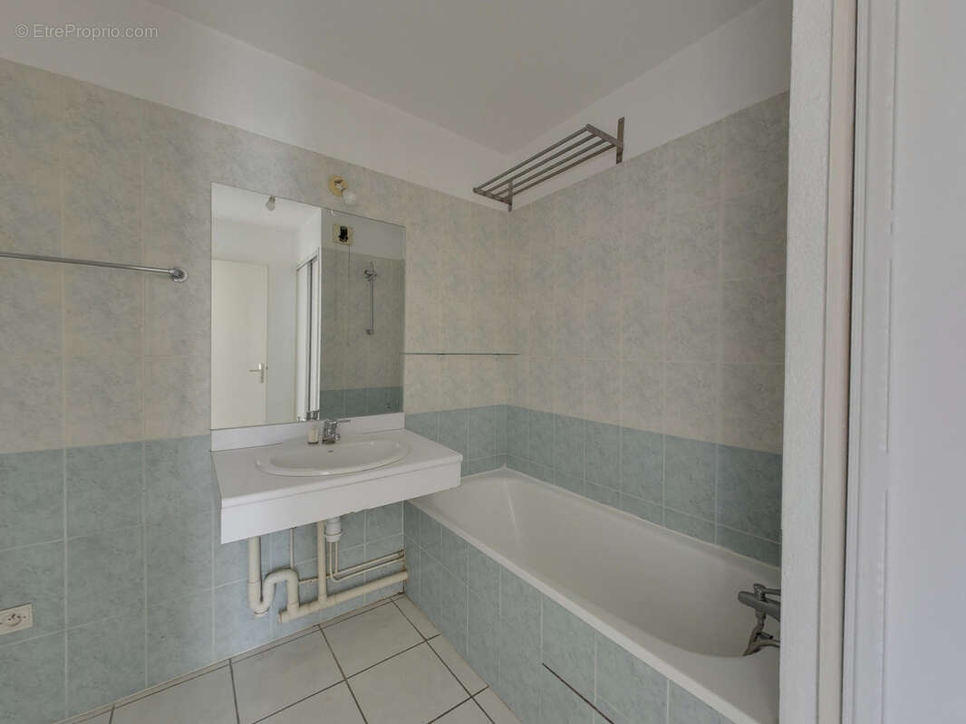 Vaste 4 pièces + cuisine de 82m2 traversant en étage élevé grenoble vigny-musset le panorama - photo 15