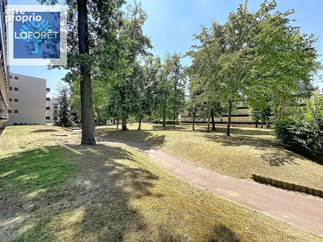 Photo Appartement à L'isle-Adam au prix de 215 000€