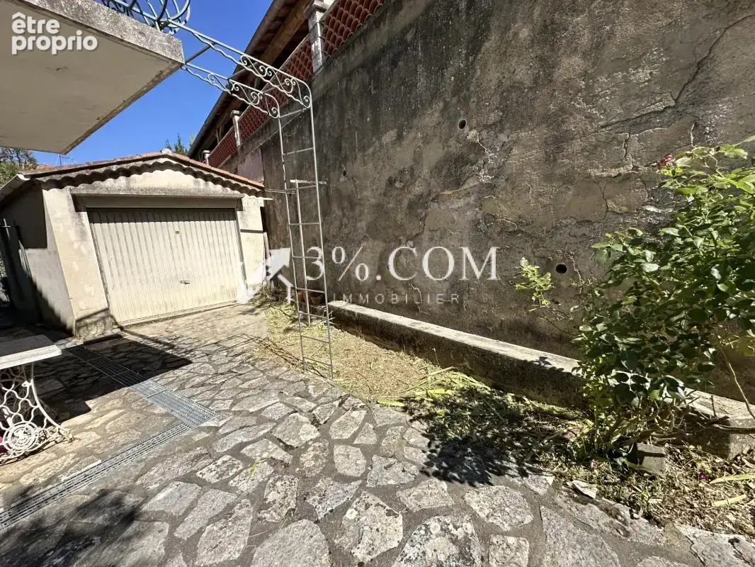 Maison de ville sur deux niveaux avec 2 garages - photo 21