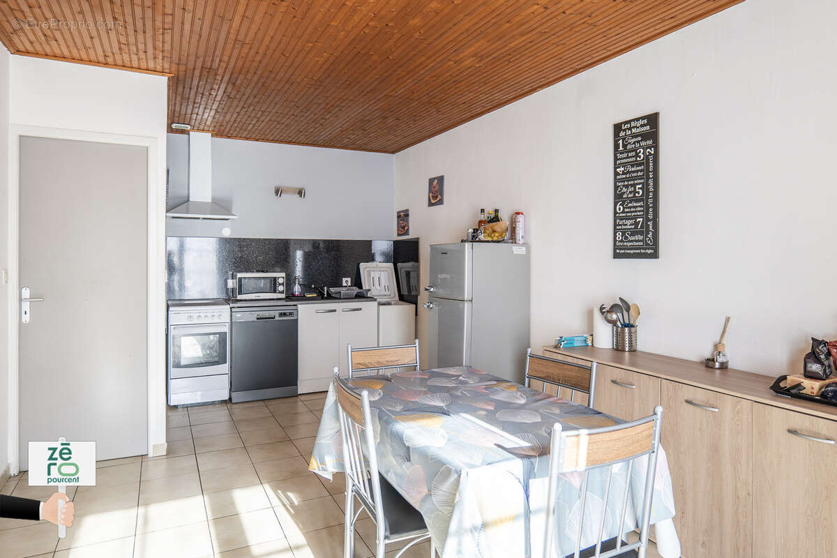 Maison à CHATEAUNEUF