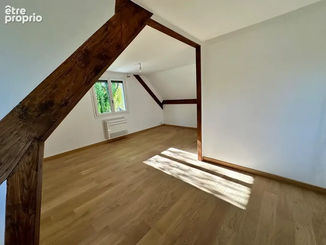 Maison à vendre 8 pièces - 200 m2 - Terrain 1748 m2 - DAMPIERRE EN YVELINES (78) - photo 15