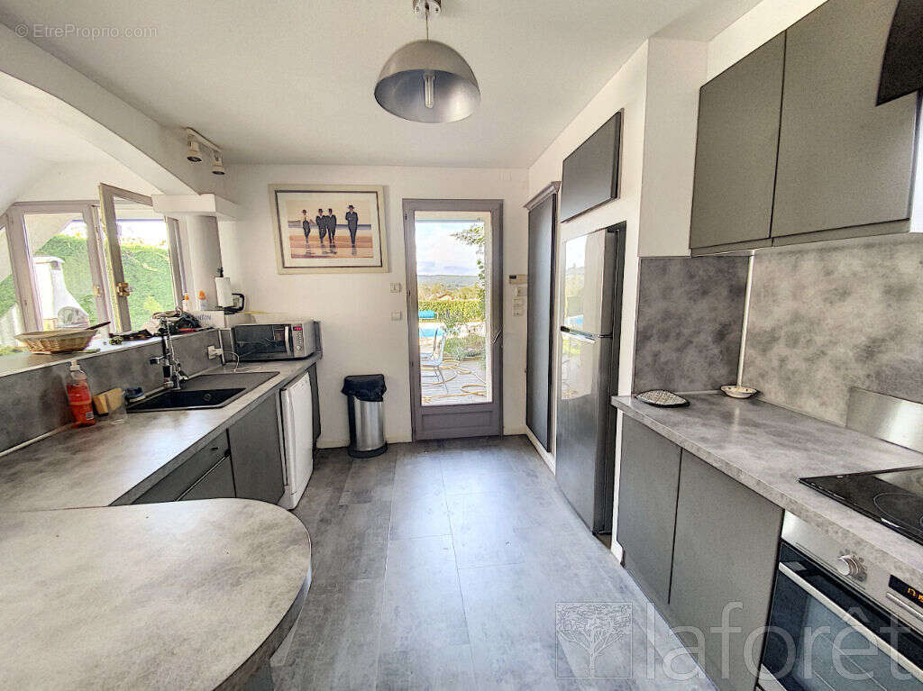 Maison à L'ISLE-D'ABEAU