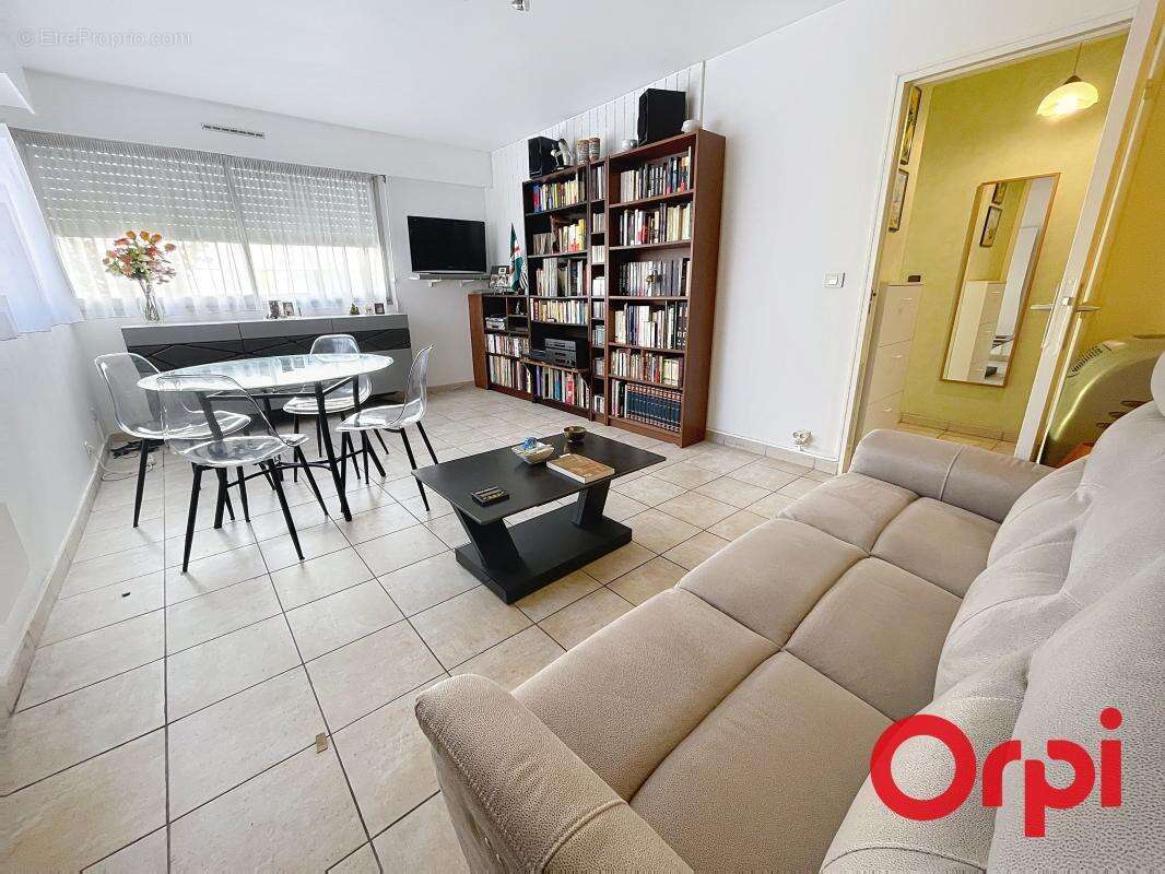 Appartement à MARSEILLE-10E
