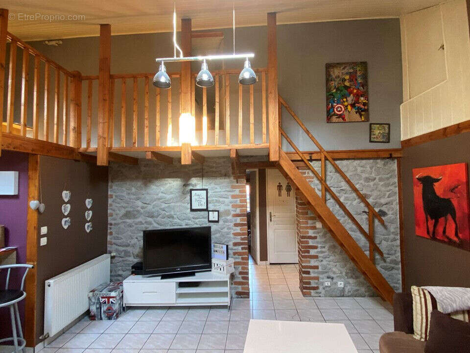 Photo 3 - Appartement à ROCHE-LA-MOLIERE