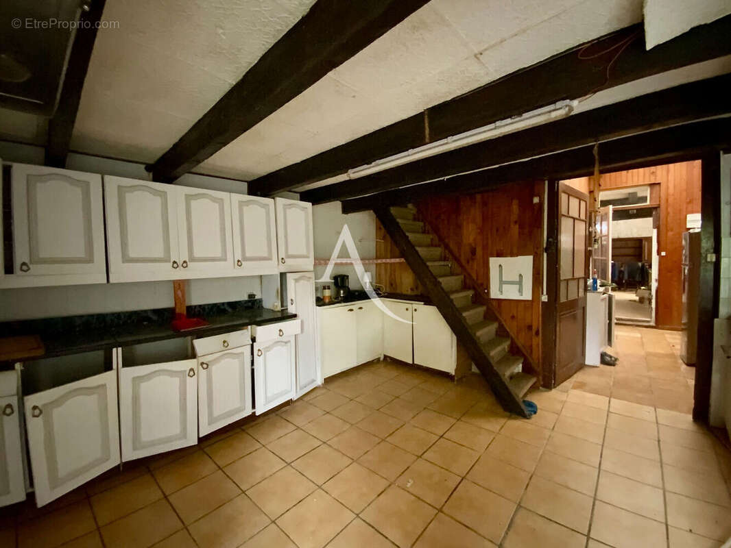 Maison Pons 8 pièce(s) 220 m2 - photo 4