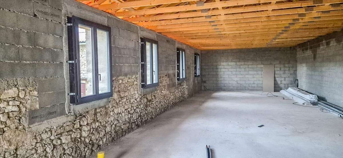 Maison à SAINT-ANDRE-DE-CUBZAC