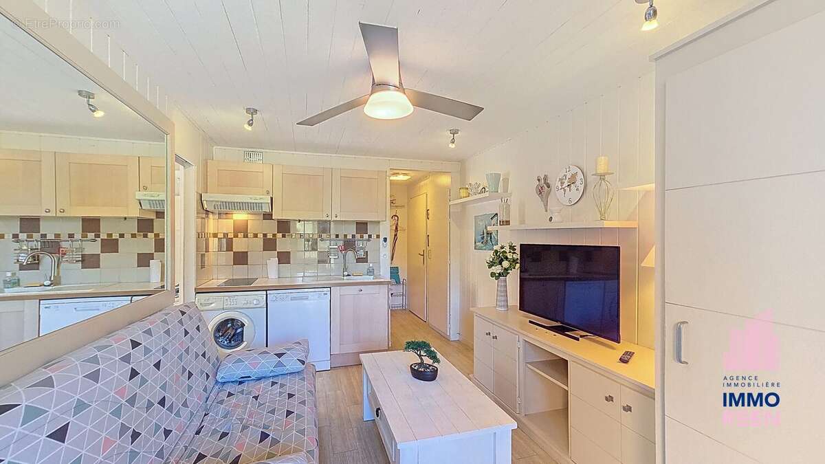 Appartement à SIX-FOURS-LES-PLAGES