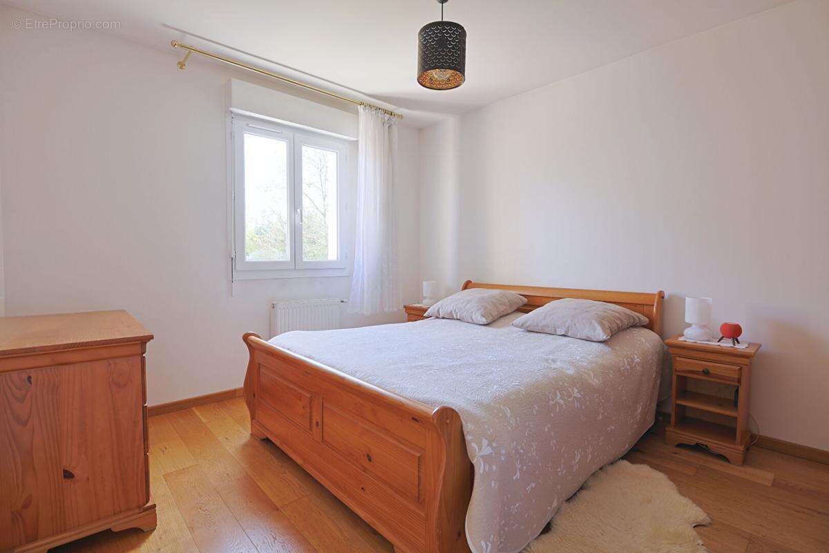 Maison à BRIE-COMTE-ROBERT